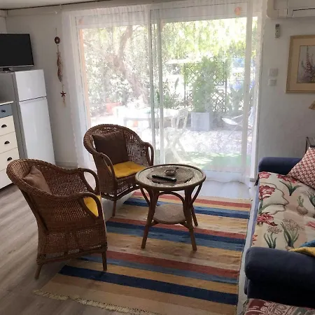 Hébergement de vacances T2 Rdj Proche Sanary-sur-Mer